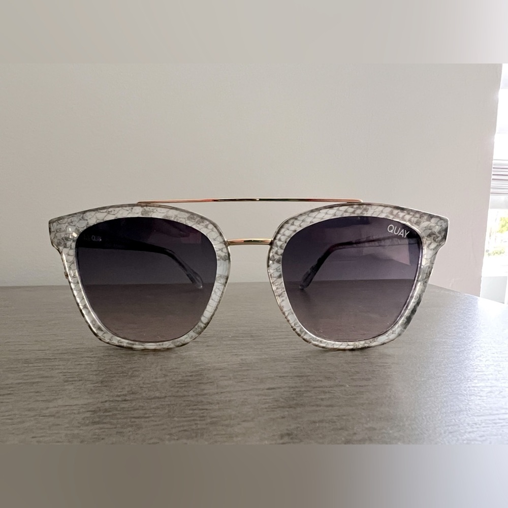 Quay Gray Snakeskin With Gold Trim Sunglasses w/case